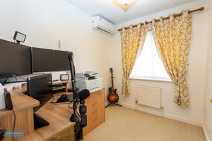 Bedroom- click for photo gallery